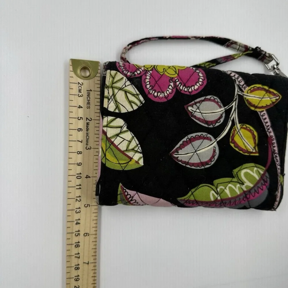 Vera Bradley Wallet Black Pink Turnlock Moon Blooms Quilted Zip Around
